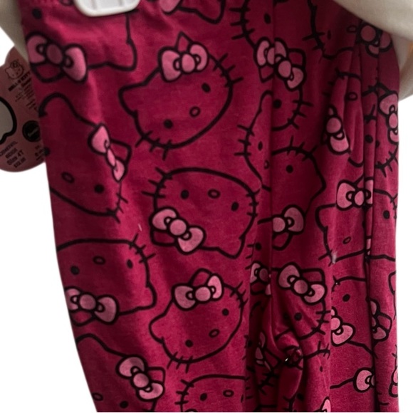 Hello Kitty Matching Set - Picture 2 of 5